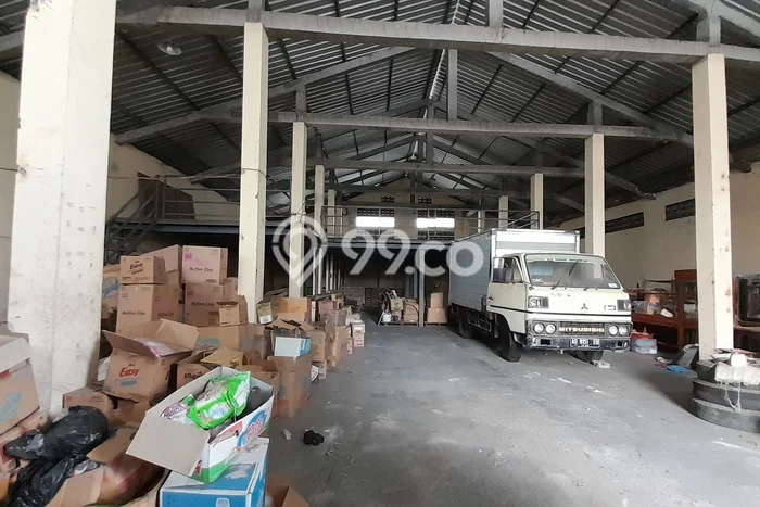 Gudang untuk Disewa di Pusat Boyolali Luas Bangunan 300m2 Gudang untuk Disewa di Pusat Boyolali Luas Bangunan 300m2