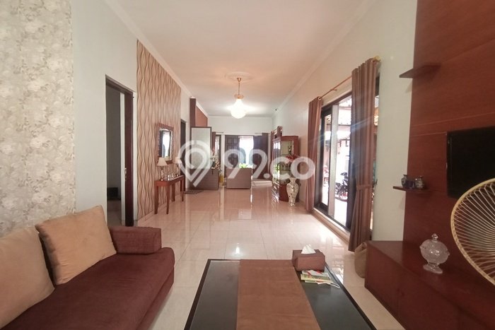 Dijual Rumah Mewah Exclusive di Pasar Kliwon, Surakarta Dijual Rumah Mewah Exclusive di Pasar Kliwon, Surakarta