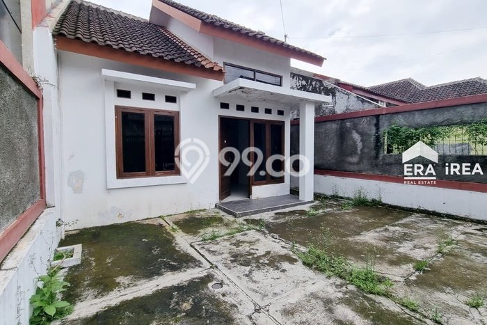 Rumah Modern Cantik 2 Kamar Bisa Langsung Pindah di Jebres Rumah Modern Cantik 2 Kamar Bisa Langsung Pindah di Jebres