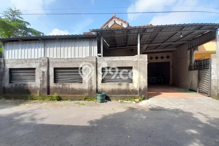 Dijual Rumah Strategis Bagus Punya 4 KT di Jaten Karanganyar SHM Dijual Rumah Strategis Bagus Punya 4 KT di Jaten Karanganyar SHM