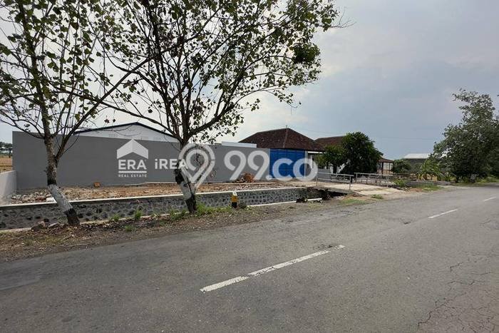 LOKASI STRATEGIS! Gudang di Bendosari, Luas 1000m², Area Potensial LOKASI STRATEGIS! Gudang di Bendosari, Luas 1000m², Area Potensial