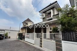 Jual Rumah Bagus Siap Huni LB 75m2 di Colomadu, Karanganyar Jual Rumah Bagus Siap Huni LB 75m2 di Colomadu, Karanganyar