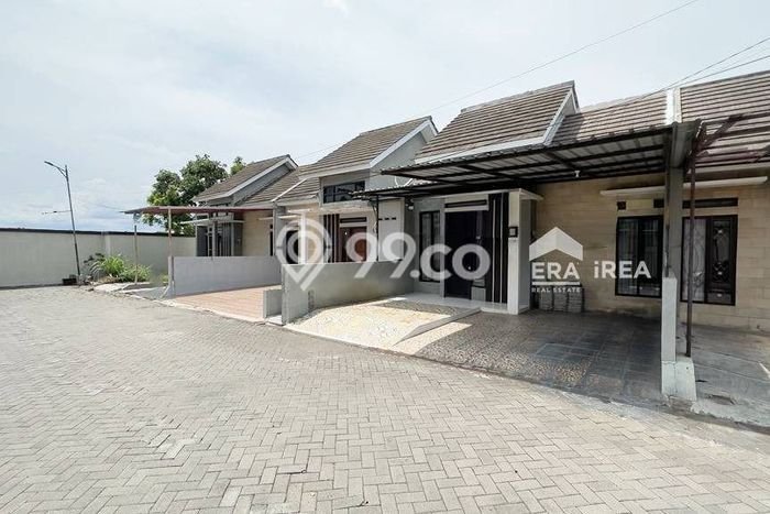 Rumah Modern Cantik 3 KT Bisa Langsung Pindah di Baki Rumah Modern Cantik 3 KT Bisa Langsung Pindah di Baki