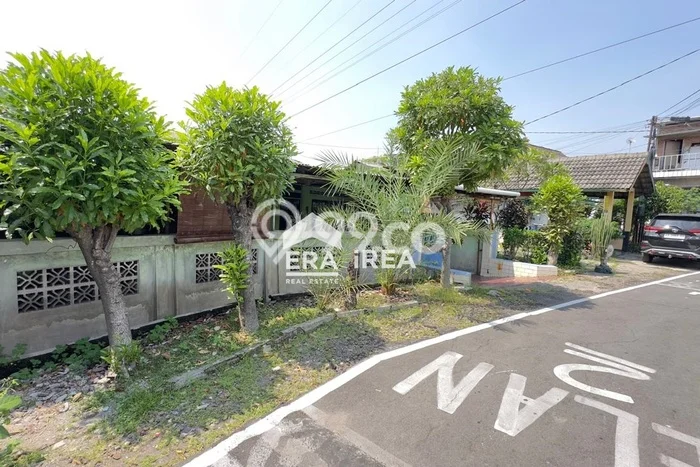 Jual Rumah Murah Meriah Jaten Punya 3 KT & LT 200m2 Jual Rumah Murah Meriah Jaten Punya 3 KT & LT 200m2
