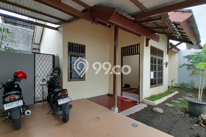 Dijual Cepat Rumah Favorit Siap Huni LB 80m2 di Colomadu, Karanganyar Dijual Cepat Rumah Favorit Siap Huni LB 80m2 di Colomadu, Karanganyar