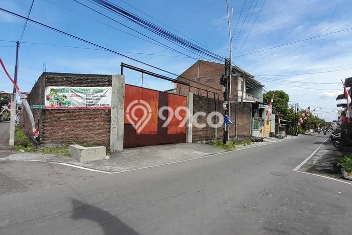 Gudang Disewakan Cepat di Banjarsari Solo LB 400m2 Gudang Disewakan Cepat di Banjarsari Solo LB 400m2