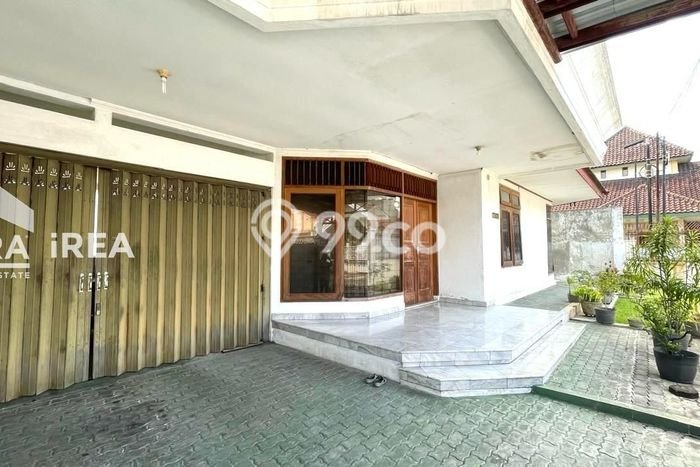 Rumah Eksklusif Dijual LT 400m2 di Colomadu, Karanganyar Rumah Eksklusif Dijual LT 400m2 di Colomadu, Karanganyar
