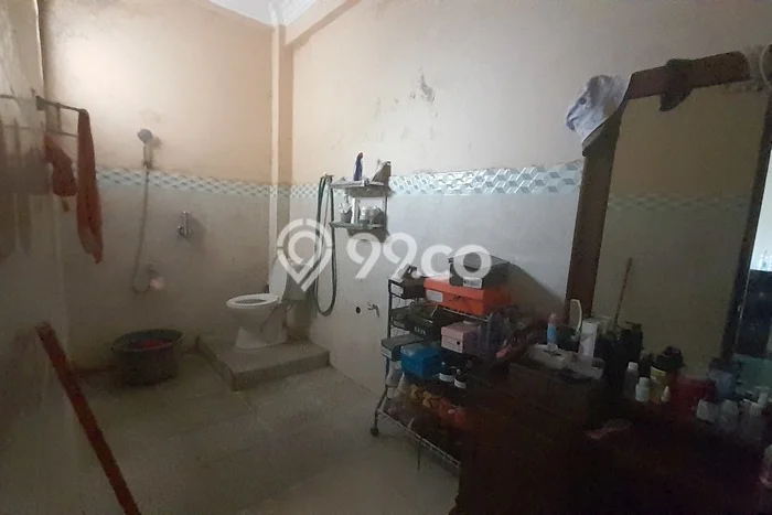 Dijual Rumah 6 Kamar Lokasi Strategis Bagus dan Strategis di Jaten Dijual Rumah 6 Kamar Lokasi Strategis Bagus dan Strategis di Jaten