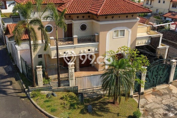Dijual Hunian Mewah dengan Fasilitas Sekitar Lengkap di Semarang Barat, Semarang Dijual Hunian Mewah dengan Fasilitas Sekitar Lengkap di Semarang Barat, Semarang