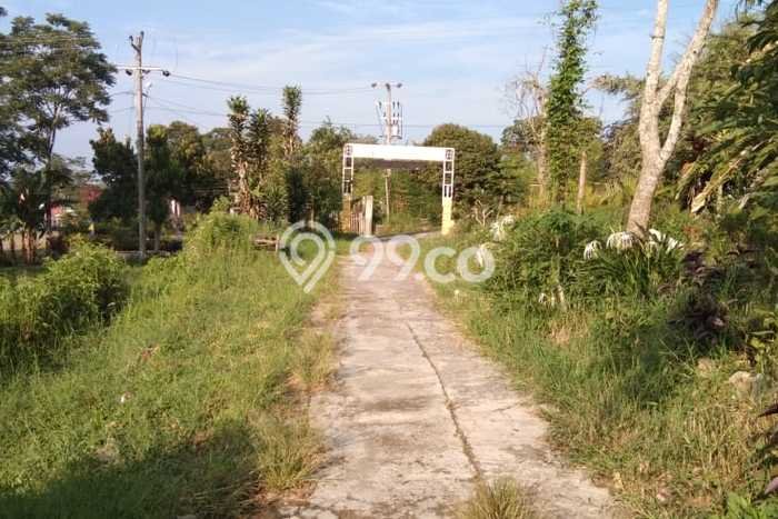 AREA PROSPEKTIF! Tanah Kawasan Bandungan, Luas 182m², Akses Fasilitas Umum AREA PROSPEKTIF! Tanah Kawasan Bandungan, Luas 182m², Akses Fasilitas Umum