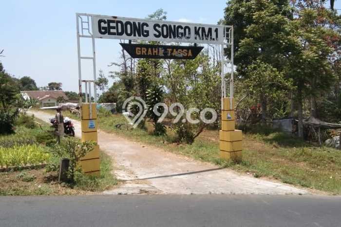 AREA PROSPEKTIF! Tanah Kawasan Bandungan, Luas 182m², Akses Fasilitas Umum AREA PROSPEKTIF! Tanah Kawasan Bandungan, Luas 182m², Akses Fasilitas Umum
