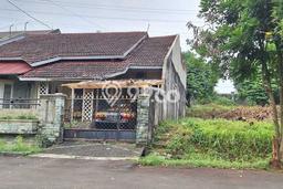 Tanah Kavling Dijual di Cinere, Jakarta Selatan dengan Luas Tanah 1296m2 Tanah Kavling Dijual di Cinere, Jakarta Selatan dengan Luas Tanah 1296m2