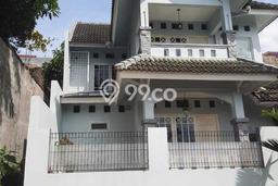 Jarang Ada! Rumah Sewa 3 Kamar Bagus Siap Huni Cinere Jarang Ada! Rumah Sewa 3 Kamar Bagus Siap Huni Cinere