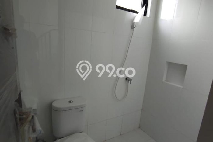 Jarang Ada! Rumah Sewa 2 Kamar Nyaman Siap Huni Semanan Jarang Ada! Rumah Sewa 2 Kamar Nyaman Siap Huni Semanan