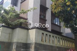 Disewakan! Rumah 3 Kamar Tidur &
3 Kamar Mandi di Cinere, Jakarta Selatan Disewakan! Rumah 3 Kamar Tidur &
3 Kamar Mandi di Cinere, Jakarta Selatan
