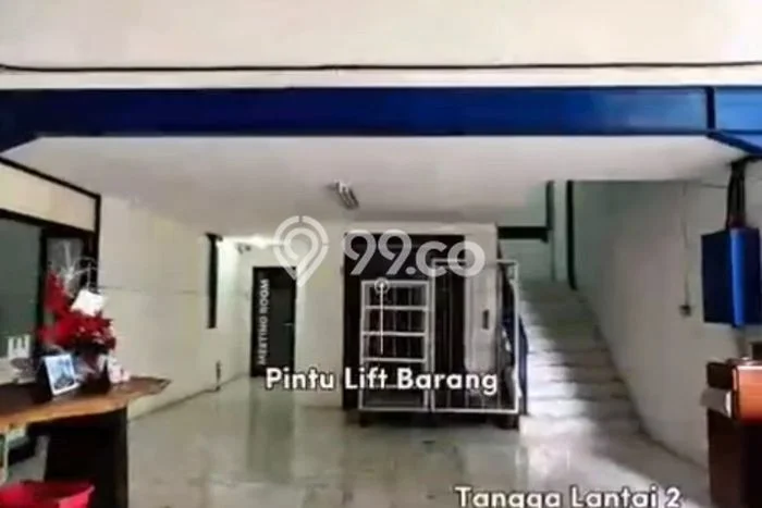 Unit Gudang Tersedia di Daan Mogot Spesifikasi LB 2000m2 Unit Gudang Tersedia di Daan Mogot Spesifikasi LB 2000m2