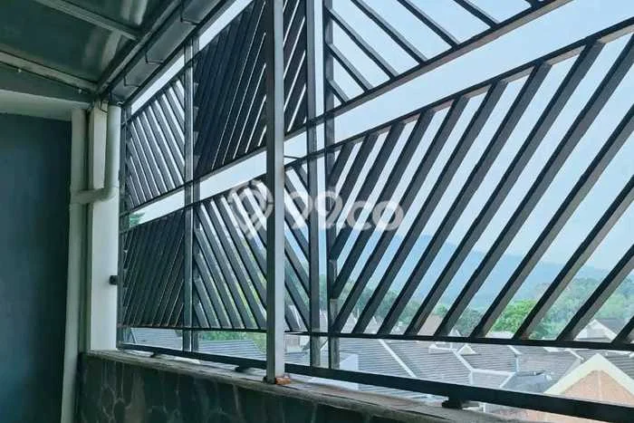 Hunian Cantik Minimalis Lb 120m2 di Banyumanik, Semarang Hunian Cantik Minimalis Lb 120m2 di Banyumanik, Semarang