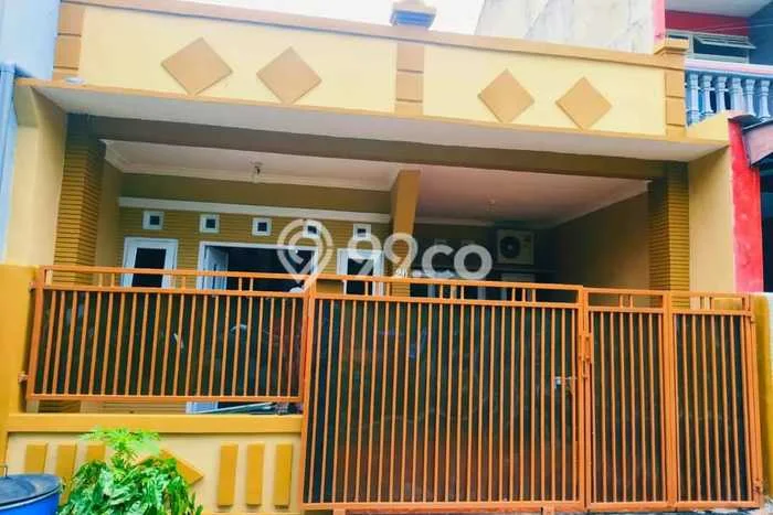 Rumah Strategis Minimalis Lb 99m2 di Banyumanik, Semarang Rumah Strategis Minimalis Lb 99m2 di Banyumanik, Semarang