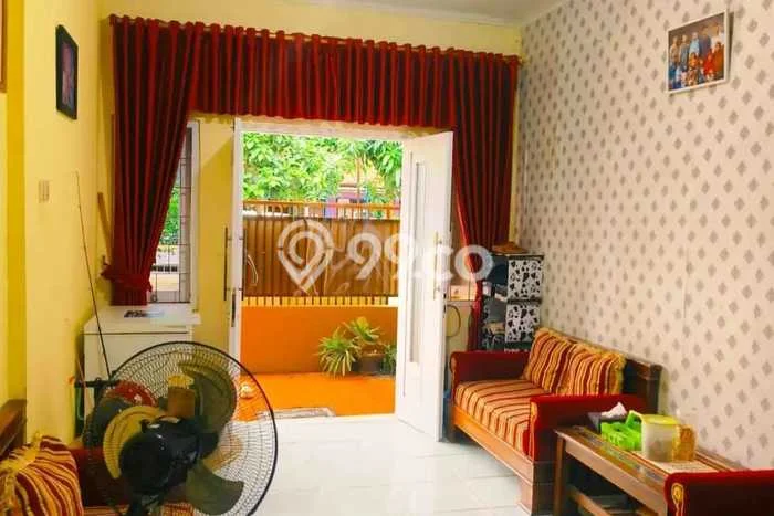 Rumah Strategis Minimalis Lb 99m2 di Banyumanik, Semarang Rumah Strategis Minimalis Lb 99m2 di Banyumanik, Semarang