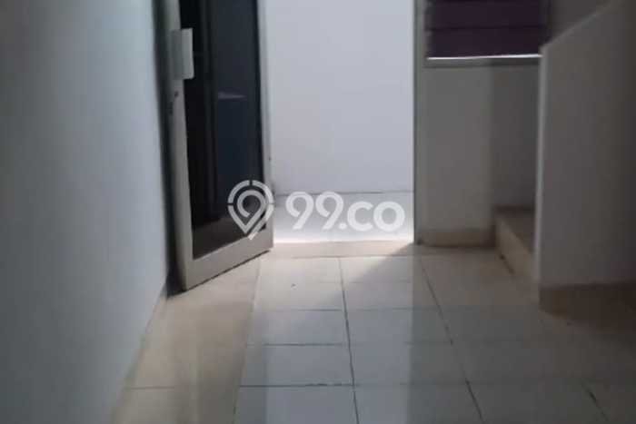 Ruko Disewa di Banyumanik, Semarang, LT 112m2 / LB 150m2 Ruko Disewa di Banyumanik, Semarang, LT 112m2 / LB 150m2