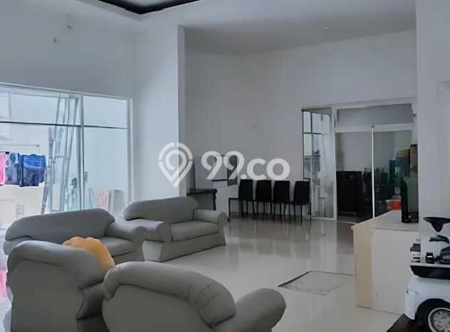Dijual Rumah Premium dengan Fasilitas Sekitar Lengkap di Semarang Barat, Semarang Dijual Rumah Premium dengan Fasilitas Sekitar Lengkap di Semarang Barat, Semarang