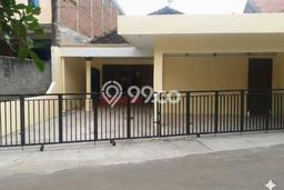 Jual Rumah Bagus Siap Huni LB 200m2 di Tembalang, Semarang Jual Rumah Bagus Siap Huni LB 200m2 di Tembalang, Semarang