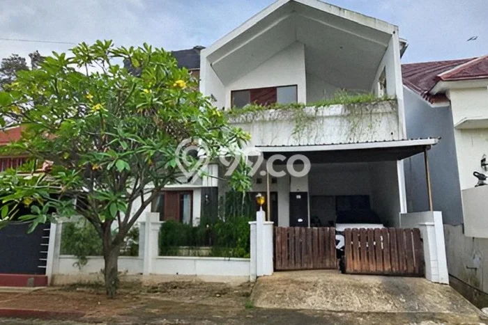 Siap Huni Rumah Mewah 5 Kamar di Banyumanik Dekat ke Mana Pun Siap Huni Rumah Mewah 5 Kamar di Banyumanik Dekat ke Mana Pun