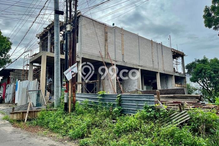 Unit Kost Dijual di Kawasan Tembalang Semarang dengan 18 KT Unit Kost Dijual di Kawasan Tembalang Semarang dengan 18 KT
