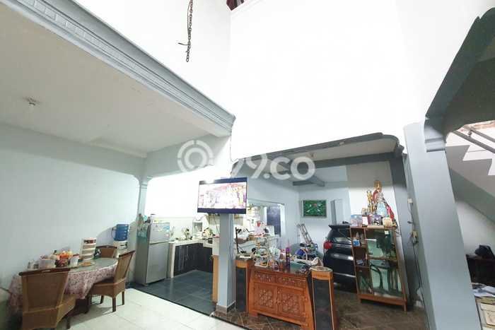 Dijual Rumah Strategis Bagus Punya 4 KT di Banyumanik Semarang - Dijual Rumah Strategis Bagus Punya 4 KT di Banyumanik Semarang -
