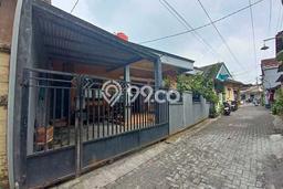 Dijual Cepat Rumah Bagus Siap Huni LB 100m2 di Gajah Mungkur, Semarang Dijual Cepat Rumah Bagus Siap Huni LB 100m2 di Gajah Mungkur, Semarang