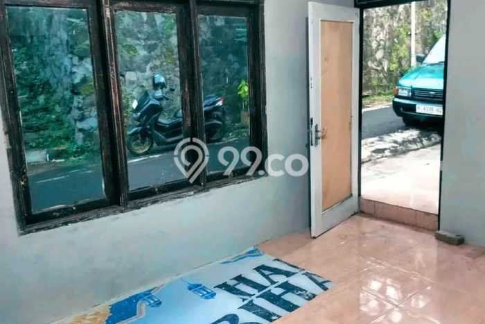 Jual Rumah Favorit Siap Huni LB 100m2 di Gajah Mungkur, Semarang Jual Rumah Favorit Siap Huni LB 100m2 di Gajah Mungkur, Semarang