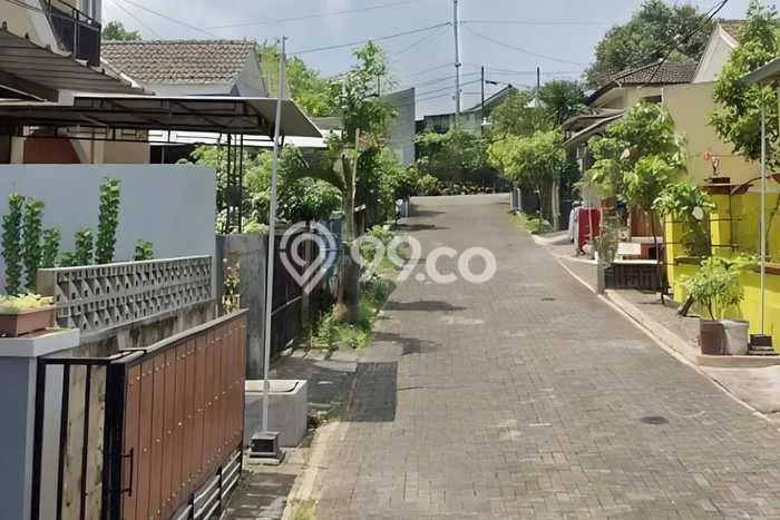 Dijual Cepat Rumah Favorit Siap Huni LB 100m2 di Banyumanik, Semarang Dijual Cepat Rumah Favorit Siap Huni LB 100m2 di Banyumanik, Semarang