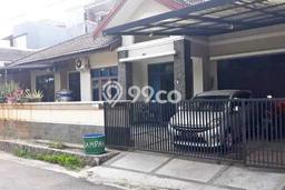 Dijual Cepat Rumah Favorit Siap Huni LB 162m2 di Banyumanik, Semarang Dijual Cepat Rumah Favorit Siap Huni LB 162m2 di Banyumanik, Semarang