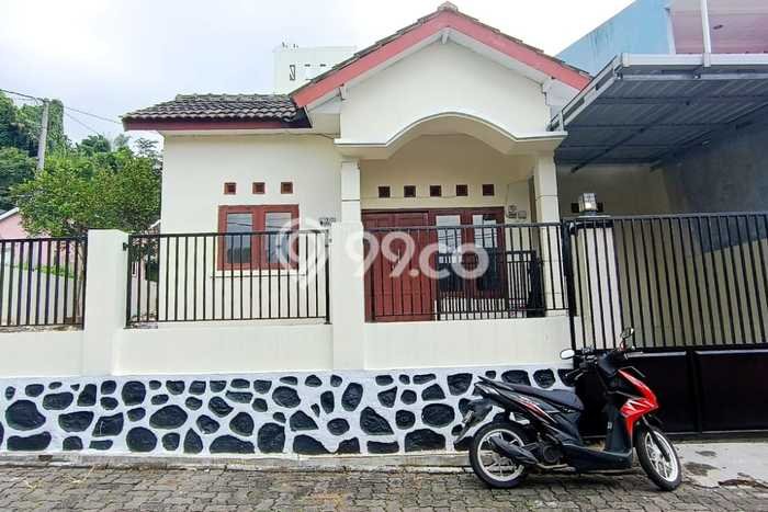 Rumah Budget Favorit Dijual Area Banyumanik LT 120m2 Rumah Budget Favorit Dijual Area Banyumanik LT 120m2