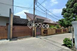 Rumah Elit LB 220m2 Siap Pakai Desain Elegan di Jatimakmur, Bekasi Rumah Elit LB 220m2 Siap Pakai Desain Elegan di Jatimakmur, Bekasi