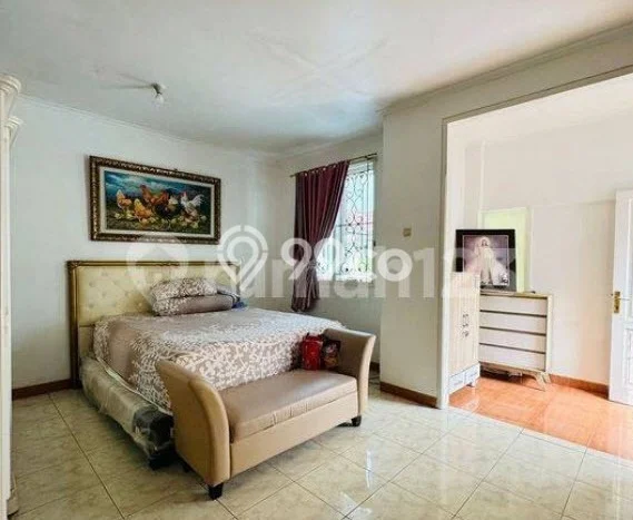 Rumah Luxury Modern Tanpa Renovasi di Puri Media Jakarta Barat Rumah Luxury Modern Tanpa Renovasi di Puri Media Jakarta Barat