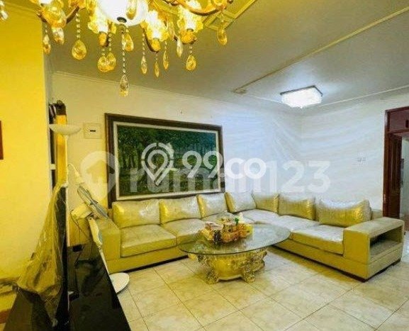 Rumah Luxury Modern Tanpa Renovasi di Puri Media Jakarta Barat Rumah Luxury Modern Tanpa Renovasi di Puri Media Jakarta Barat