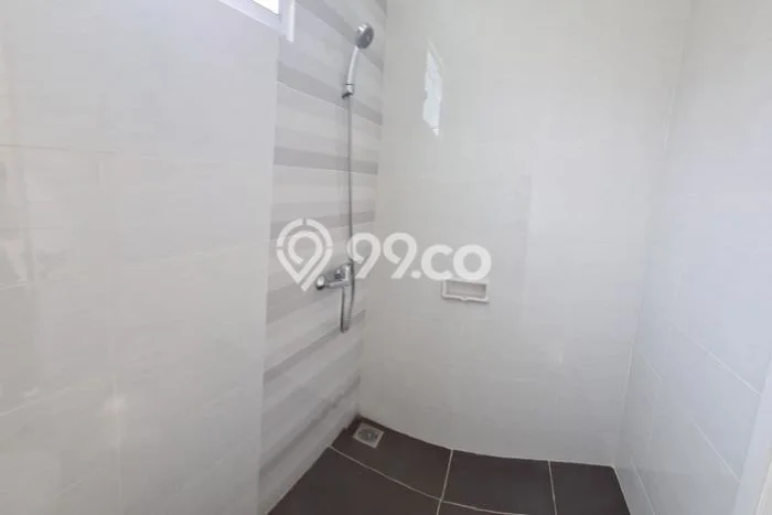 Rumah Elit Modern Tanpa Renovasi di Gading Serpong Tangerang Rumah Elit Modern Tanpa Renovasi di Gading Serpong Tangerang