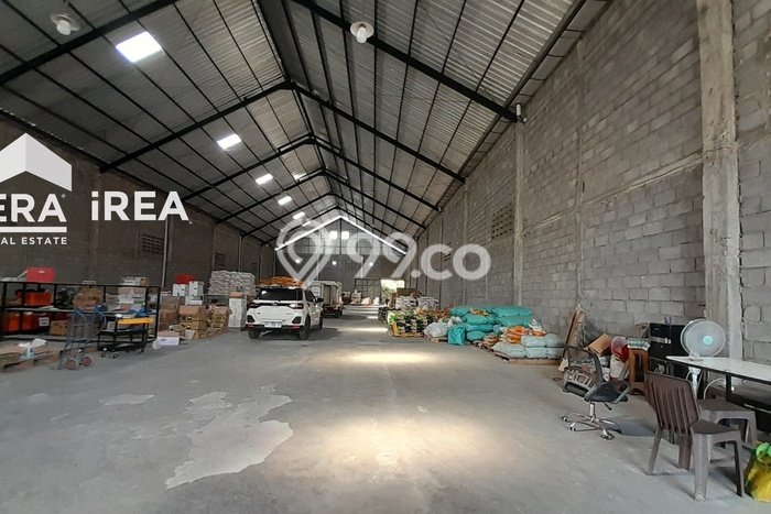 LOKASI STRATEGIS! Gudang di Gatak, Luas 1200m², Area Berkembang, Ready Operasional LOKASI STRATEGIS! Gudang di Gatak, Luas 1200m², Area Berkembang, Ready Operasional