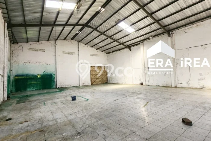 Gudang untuk disewa di Kartasura punya LT 846m2 & LB 378m2 harga sewa kompetitif Gudang untuk disewa di Kartasura punya LT 846m2 & LB 378m2 harga sewa kompetitif