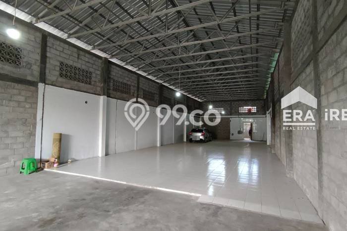 Gudang di Mlati, Luas 350m², For Rent, Kawasan Bisnis, Siap Pakai Gudang di Mlati, Luas 350m², For Rent, Kawasan Bisnis, Siap Pakai