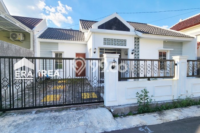 Jual Rumah Murah Meriah Jaten Punya 2 KT & LT 90m2 Jual Rumah Murah Meriah Jaten Punya 2 KT & LT 90m2