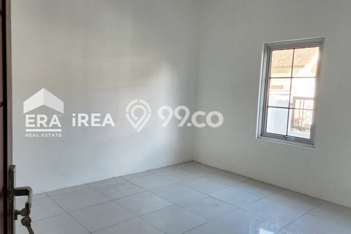 Jual Rumah Murah Meriah Jaten Punya 2 KT & LT 90m2 Jual Rumah Murah Meriah Jaten Punya 2 KT & LT 90m2