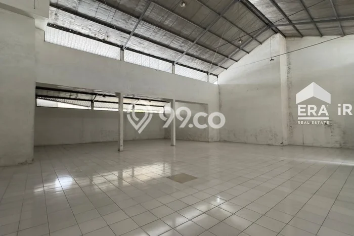 Gudang Dijual Lokasi Emas di Serengan Luas 400m2 Gudang Dijual Lokasi Emas di Serengan Luas 400m2