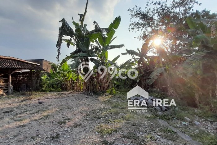 Tanah Kavling untuk Dijual di Gondangrejo Karanganyar 302m2 Tanah Kavling untuk Dijual di Gondangrejo Karanganyar 302m2