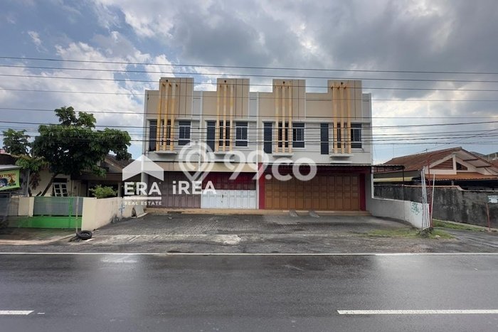 Lokasi Strategis! Dijual Ruko Bisnis di Kartasura, Sukoharjo Kondisi Bagus Lokasi Strategis! Dijual Ruko Bisnis di Kartasura, Sukoharjo Kondisi Bagus