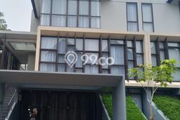 Disewakan! Rumah 4 Kamar Tidur &
4 Kamar Mandi di Lebak Bulus, Jakarta Selatan Disewakan! Rumah 4 Kamar Tidur &
4 Kamar Mandi di Lebak Bulus, Jakarta Selatan