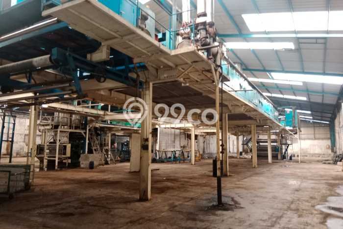 Area Ramai! Pabrik Dijual di Batujajar untuk Bisnis Luas Bangunan 9000m2 Area Ramai! Pabrik Dijual di Batujajar untuk Bisnis Luas Bangunan 9000m2
