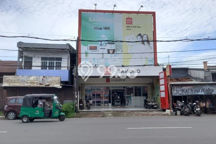 Ruko disewakan lokasi strategis Somba Opu Gowa 400m2 Ruko disewakan lokasi strategis Somba Opu Gowa 400m2