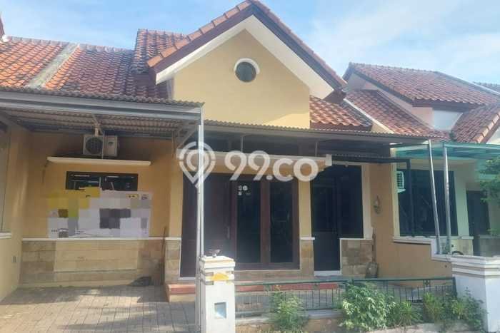 RARE UNIT! Rumah kawasan Surabaya Kota, 2 KM, Pemandangan Indah, LT 128m2m² LB 90m2m² RARE UNIT! Rumah kawasan Surabaya Kota, 2 KM, Pemandangan Indah, LT 128m2m² LB 90m2m²